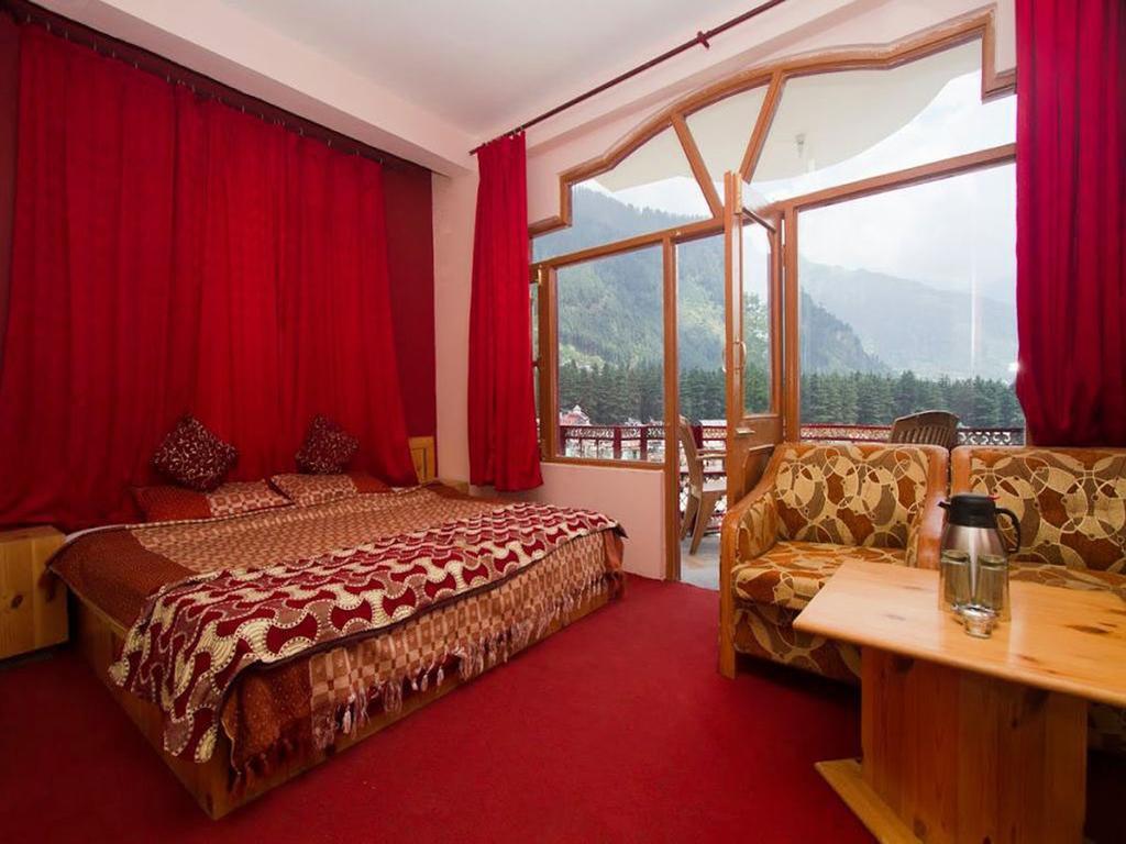 Himanshu Resorts Manāli Værelse billede